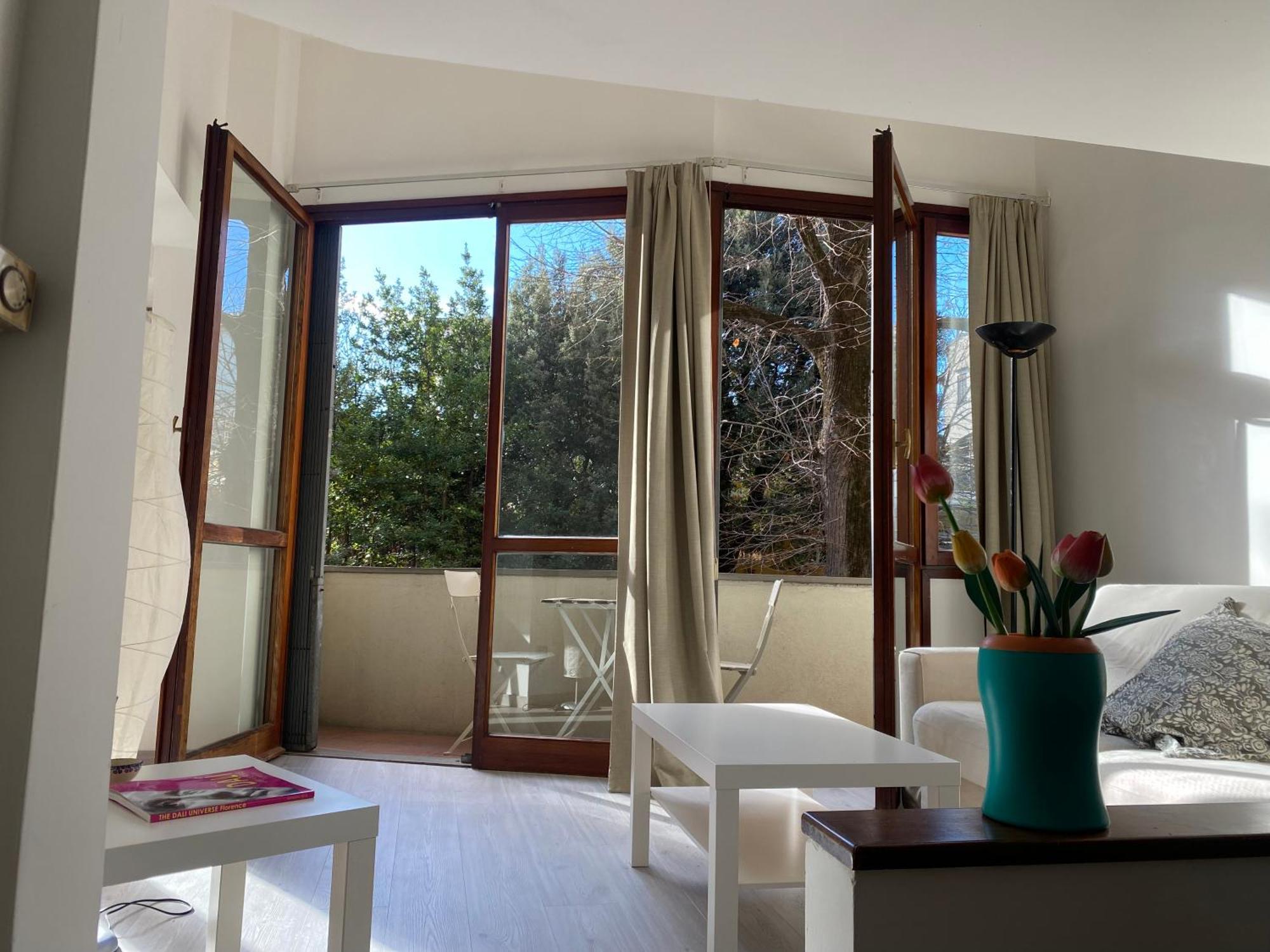 Cozy With Access To Garden Apartamento *